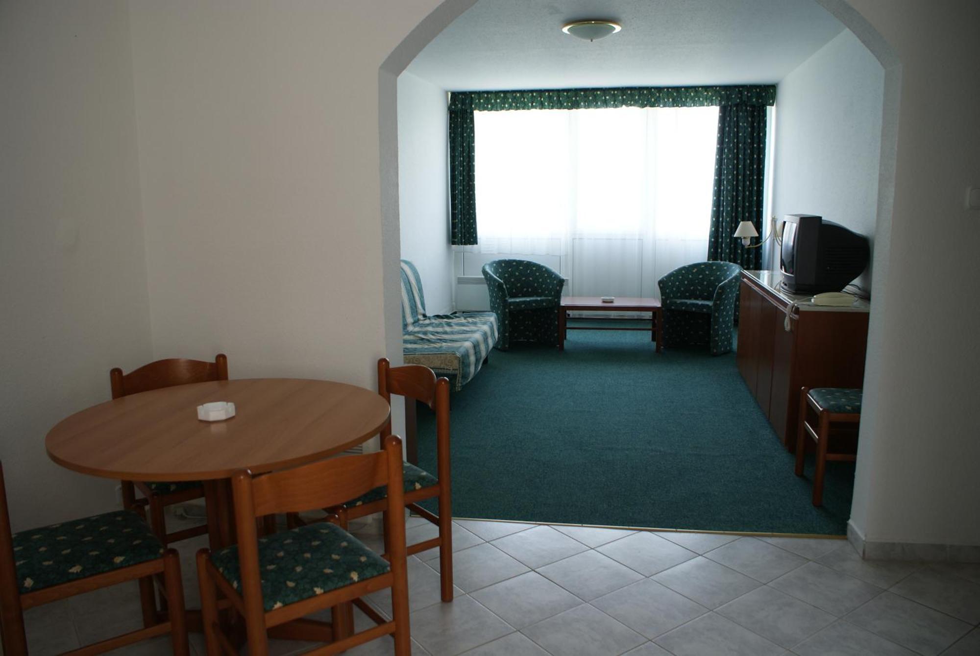 Riviera Park Hotel Balatonfoldvar Luaran gambar